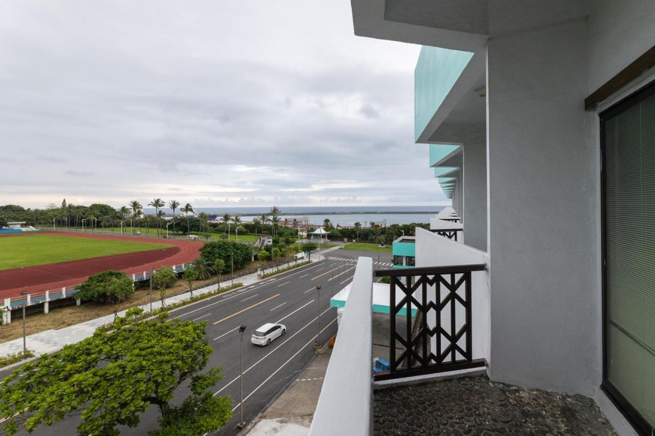Dongxu Resort Hotel Hualien Buitenkant foto